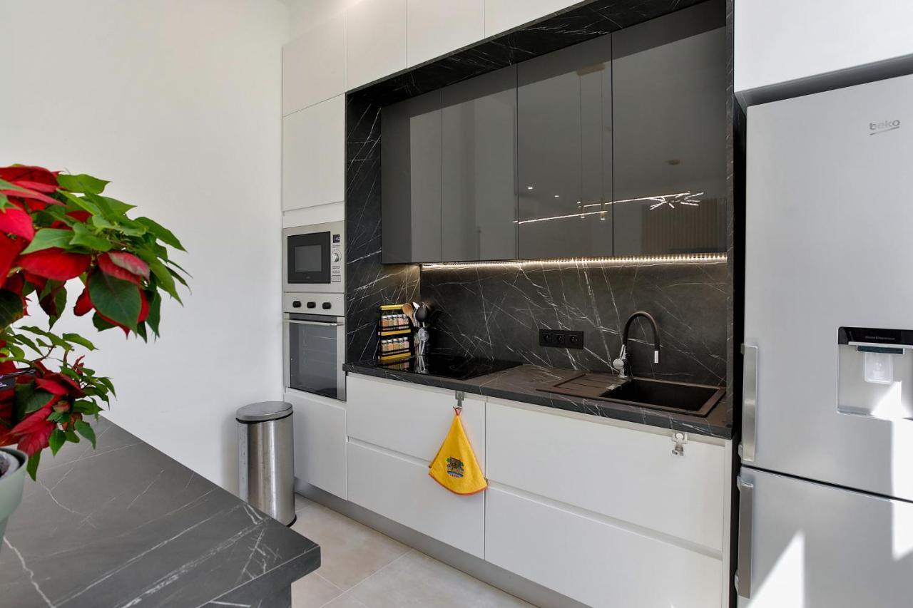 Beautiful 4 Beds & 4 Baths, 10min From Palais, 4 Stars Appartamento *